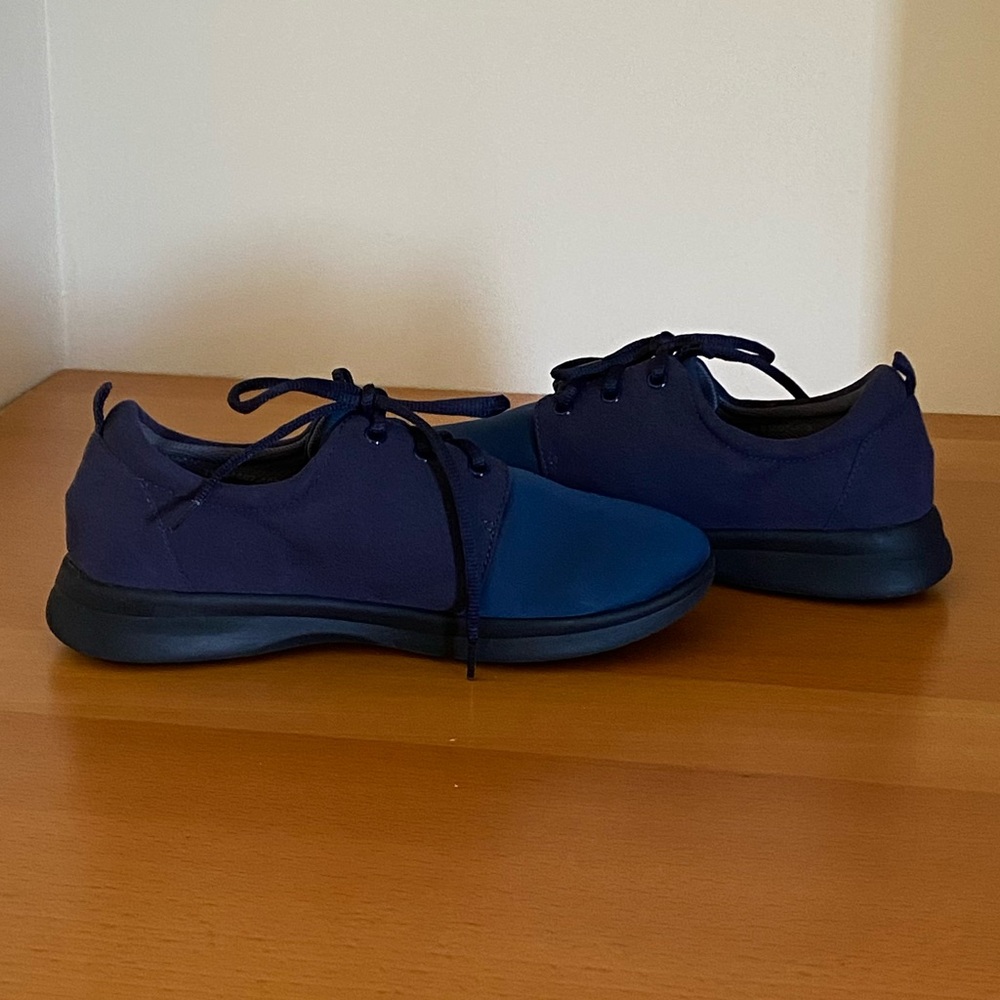 SoftWalk Relax Shoes (7 Wide) NWOT